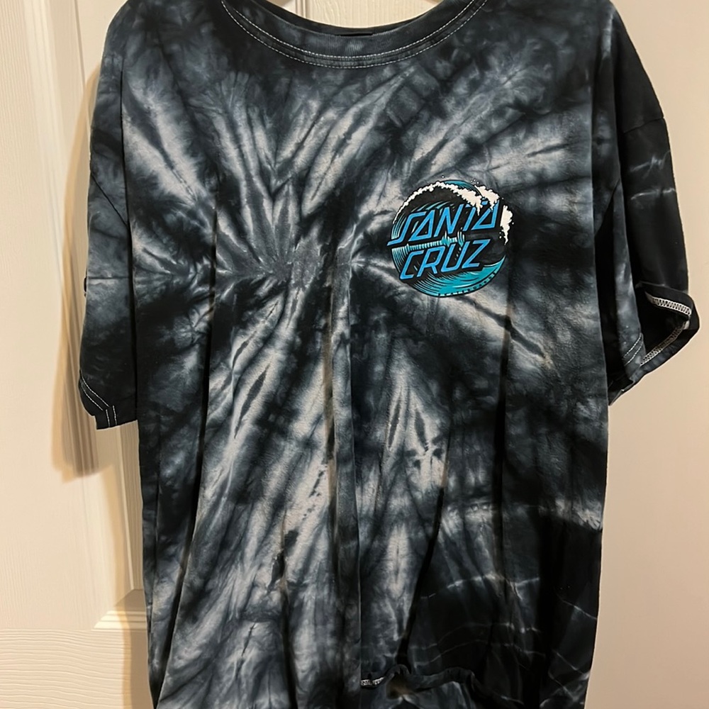 tie dye santa cruz shirt with logo